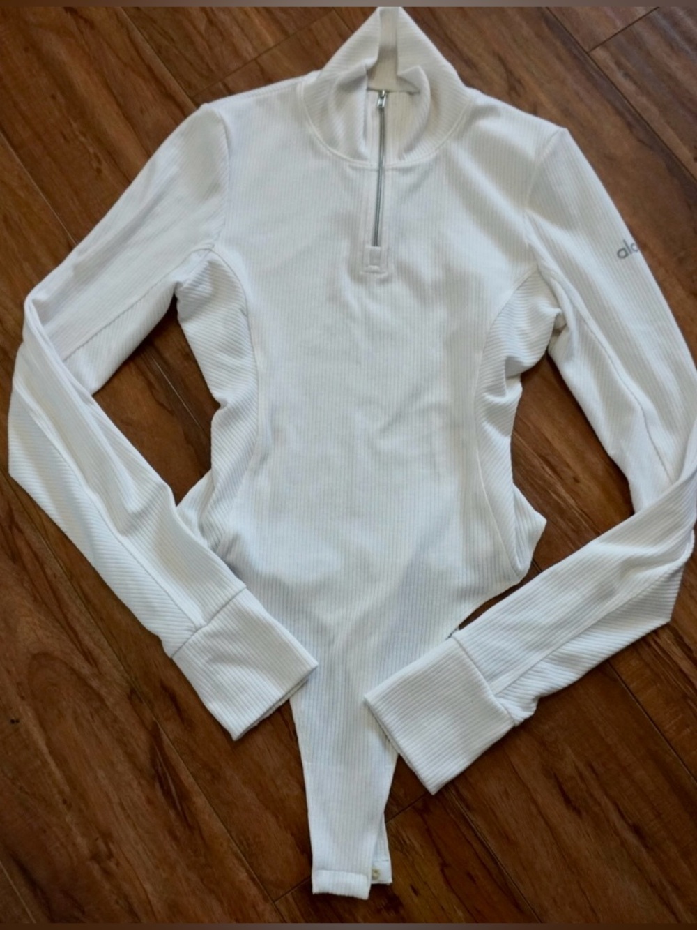 ALO Yoga Rise Up Long Sleeeve Bodysuit